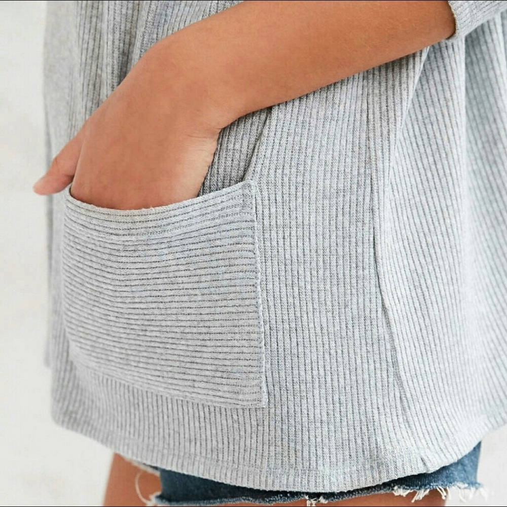 ❌SOLD❌Urban Outfitters BDG Mia Pullover Sweater - Picture 5 of 9